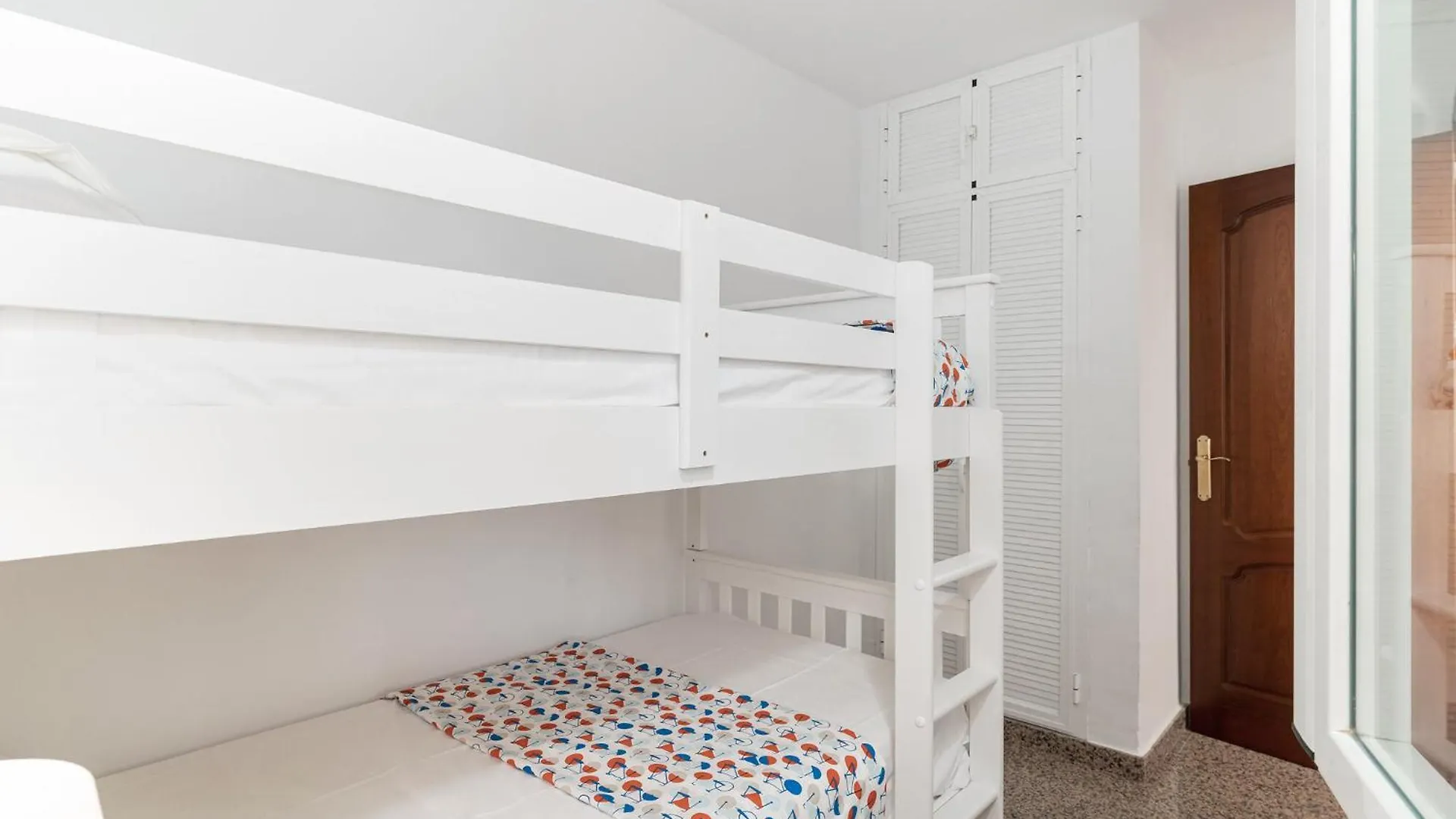 Διαμέρισμα Nac8 - Bonito Apartamento Con Vistas Al Mar 2 Dormitorios, Wifi, 3 Piscinas, Playa A 250 Metros Benalmádena