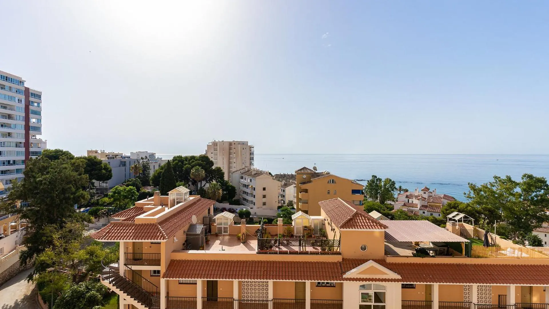 Nac8 - Bonito Apartamento Con Vistas Al Mar 2 Dormitorios, Wifi, 3 Piscinas, Playa A 250 Metros Benalmádena Διαμέρισμα