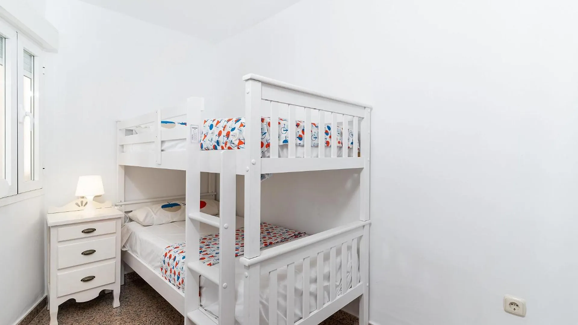 Nac8 - Bonito Apartamento Con Vistas Al Mar 2 Dormitorios, Wifi, 3 Piscinas, Playa A 250 Metros Benalmadena 0*,  Spain